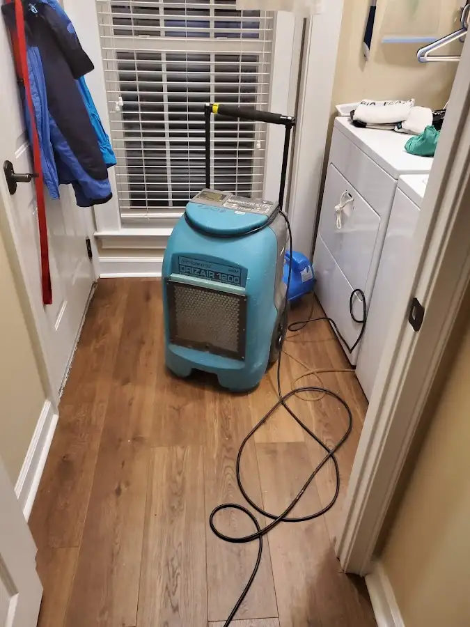 Commercial dehumidifier deployed for Flood Damage Cleanup in Sandy Oaks